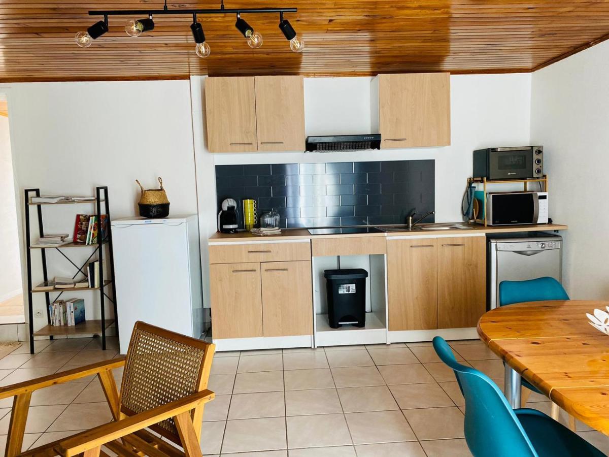 Gite E & M Saint-Denis-de-Pile Экстерьер фото